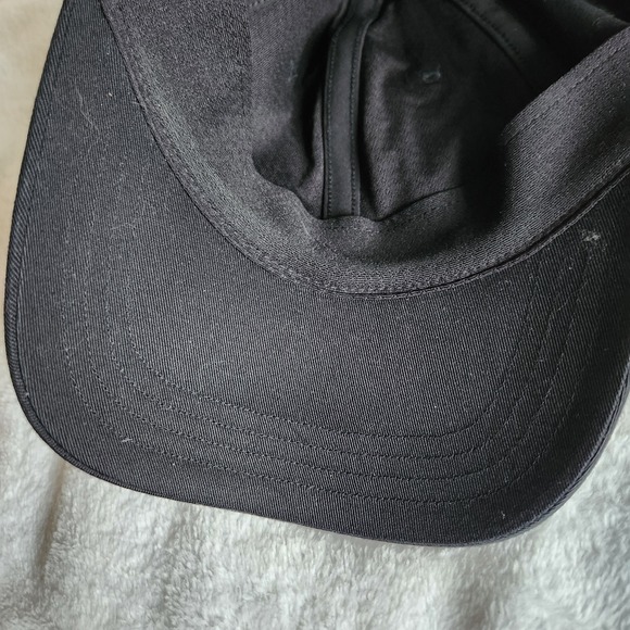 Lululemon Baseball Hat  Cap Black Adjustable Clean EXCELLENT Small/ Medium - Picture 4 of 8